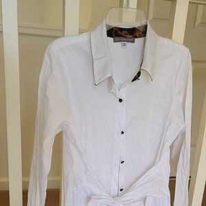 Kate & Mallory White button up Blouse size med